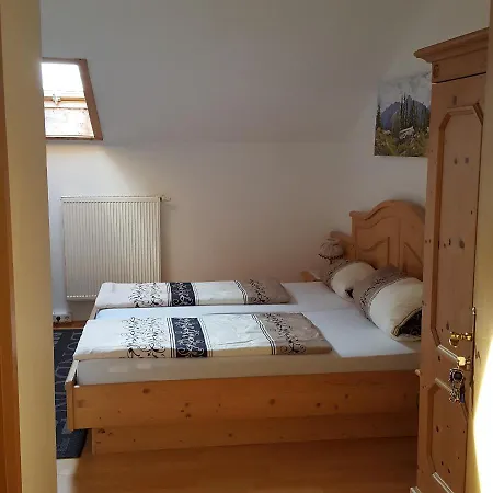 Han/Misafirhane Lenggrieser Hof