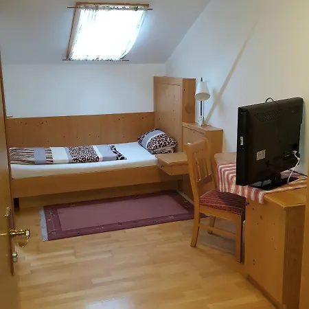 Lenggrieser Hof Fogadó
